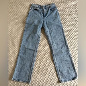 Abercrombie & Fitch 90s Straight Ultra High Rise Jean in 26S